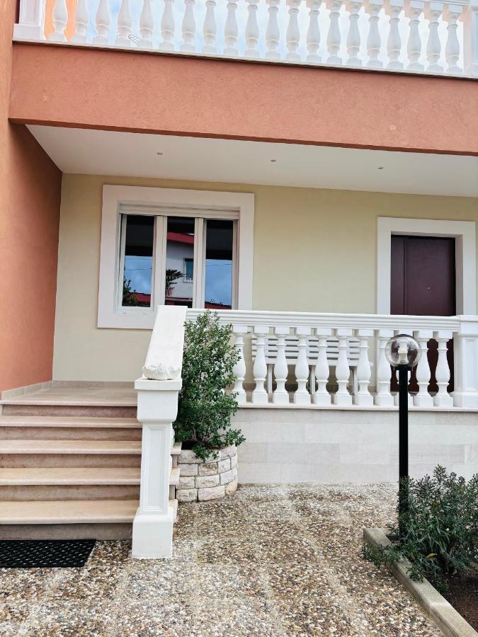Villa Raffaele Trani Eksteriør bilde